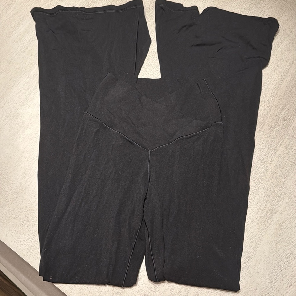 Aerie Real Me High Waisted Crossover Super Flare Leggings